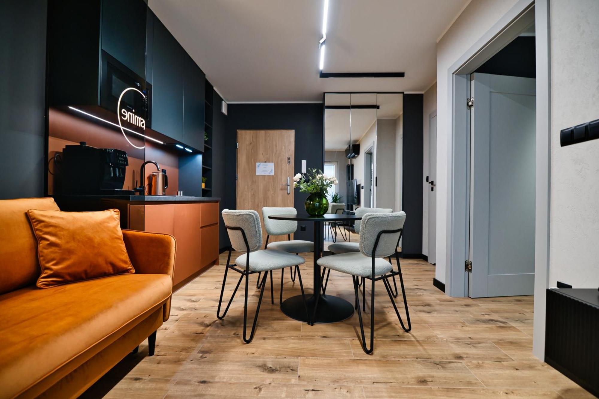 Aparthotel Jasmine By Housine Zator Exterior foto